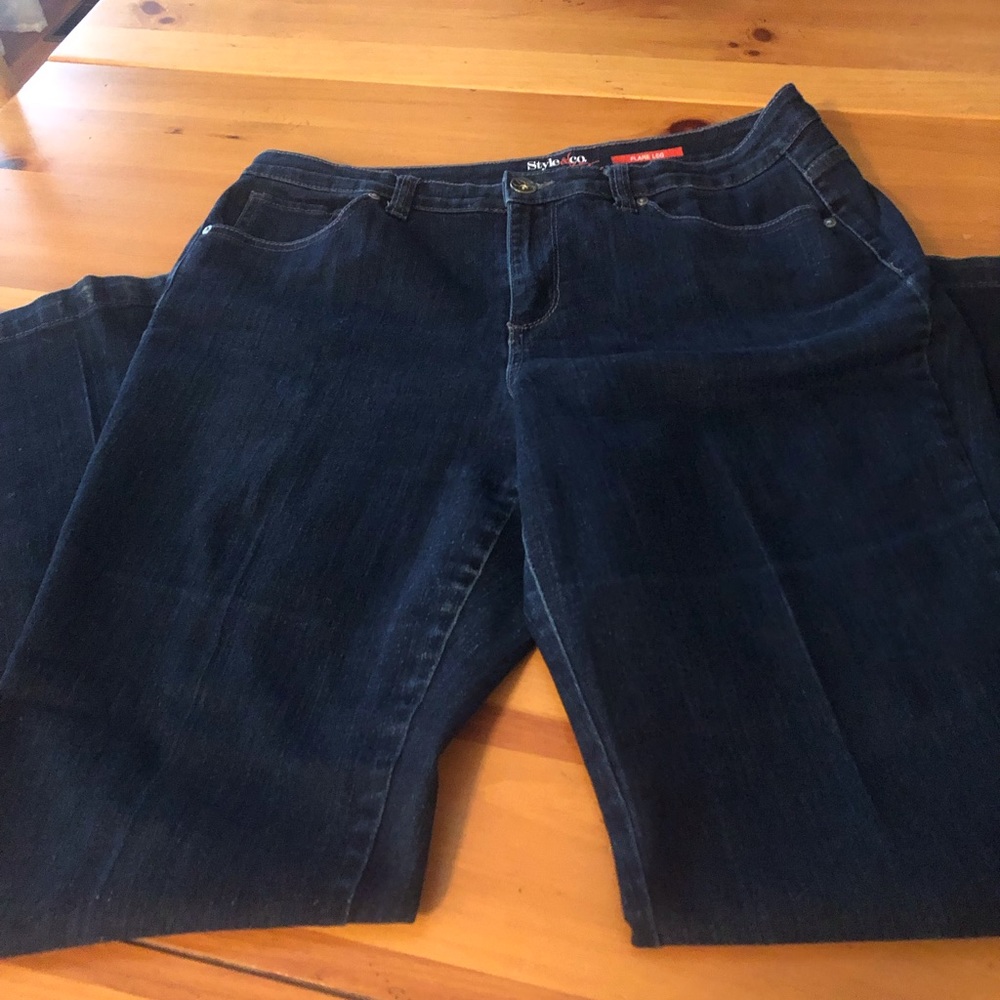 Style & Co.Flare Leg Jeans. Size 14